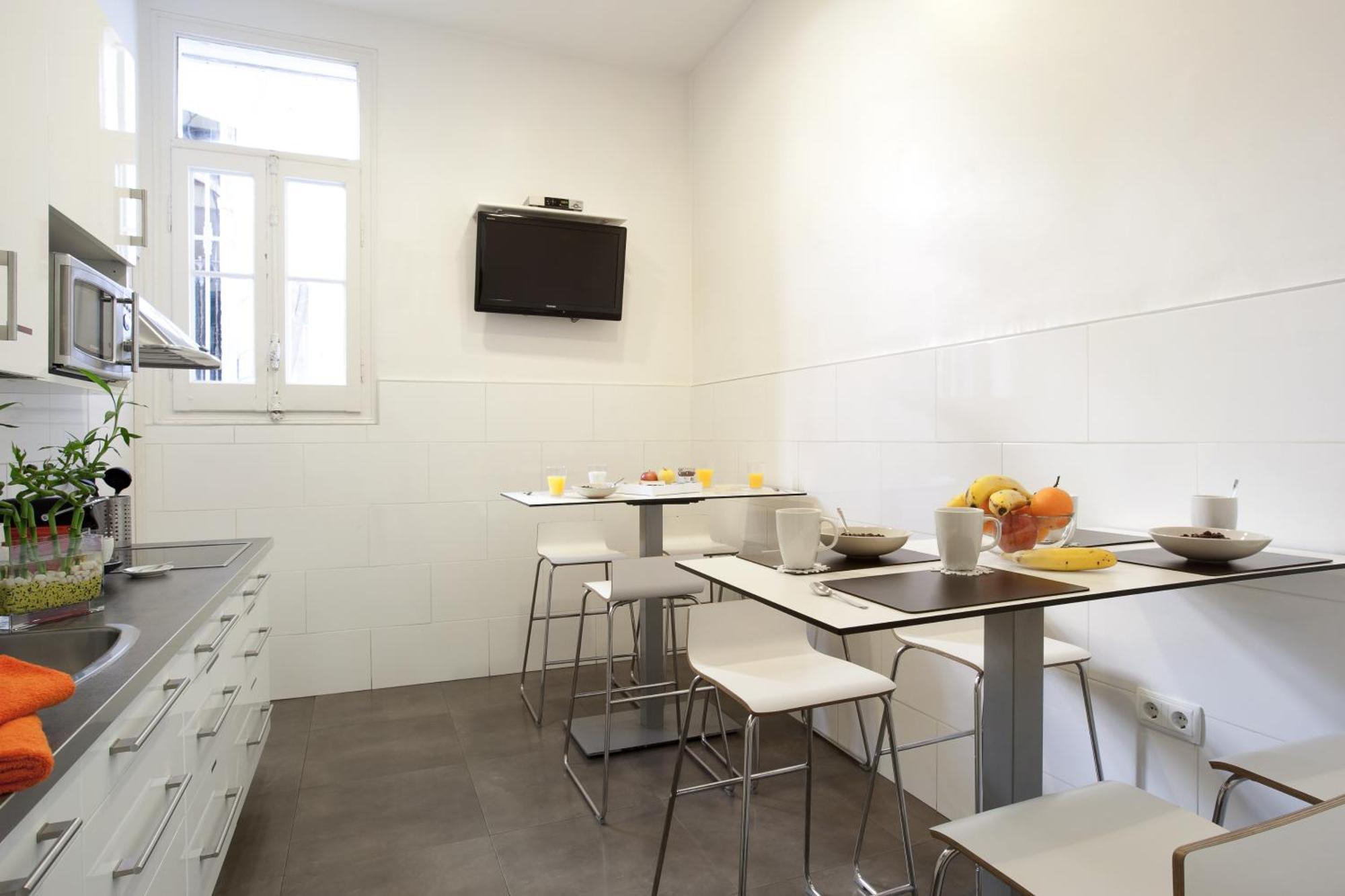 ฮิป คาร์มา โฮสเต็ล Hostel บาร์เซโลนา ภายนอก รูปภาพ